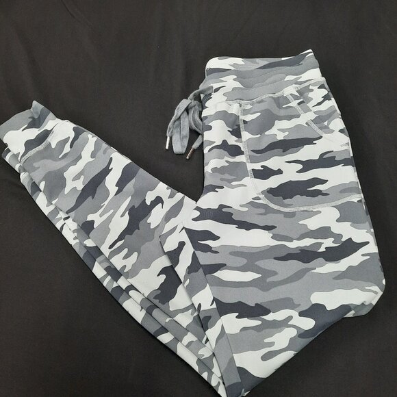 Women's Zyia Activewear Camo Joggers Leggings Size Small Yoga Pants - Picture 1 of 11